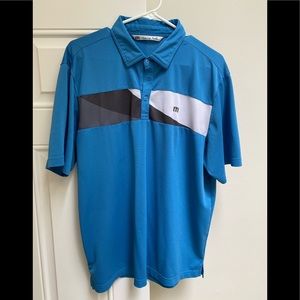 Travis Mathew polo large - missing button